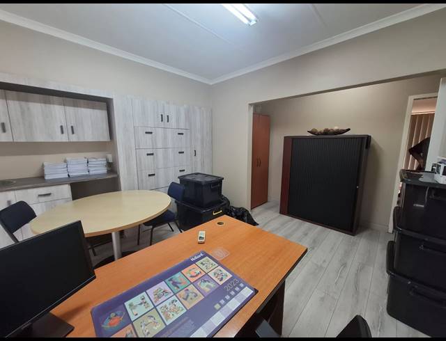 4 BEDROOM HOUSE FOR SALE IN SAFARI GARDENS